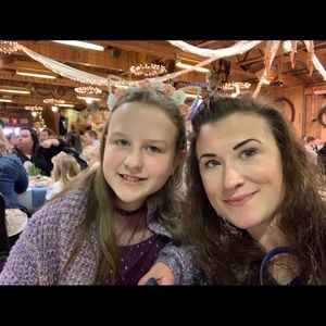 Meet your Posher, Elizabeth